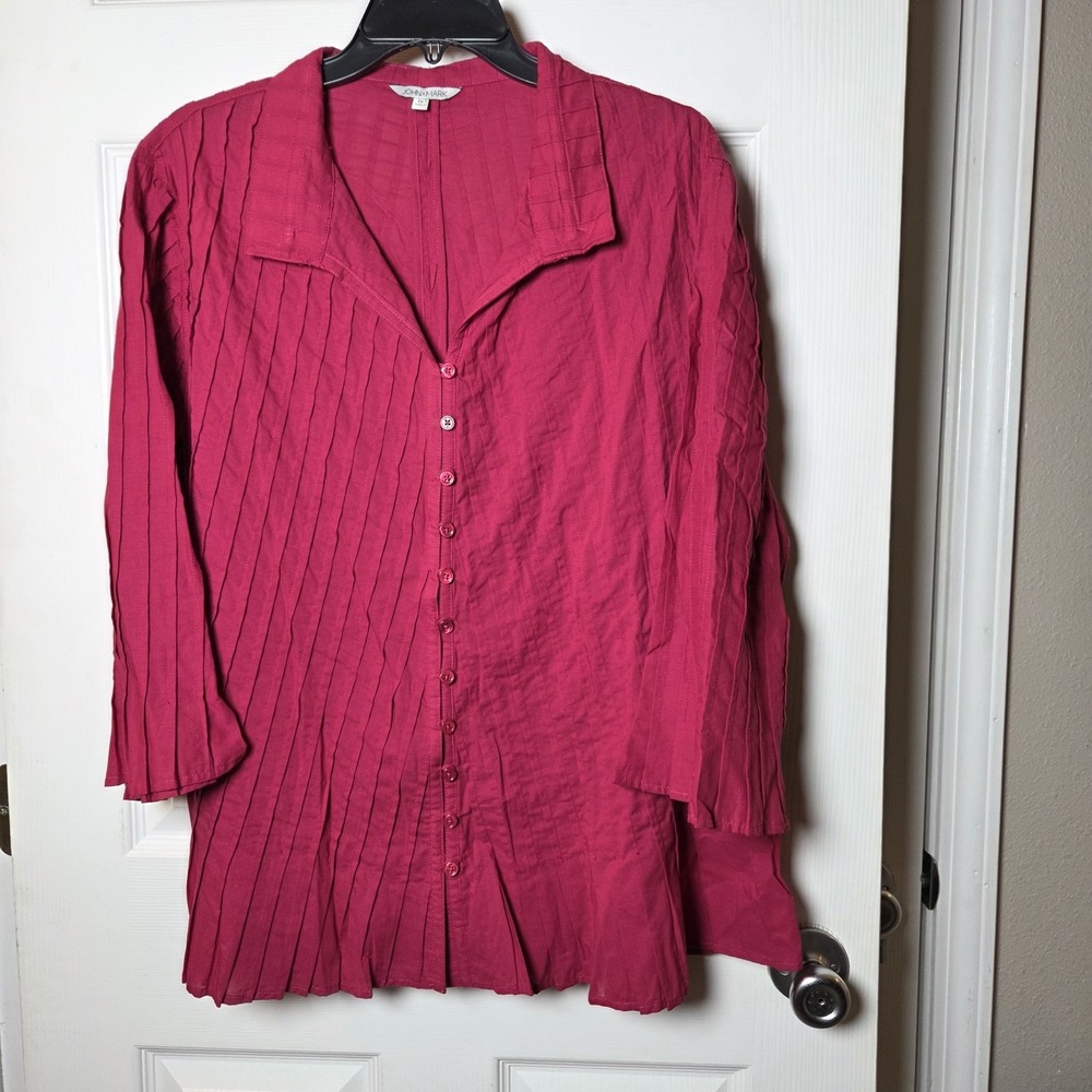 John Mark sz 1X magenta pintuck pleated button top NWT 100% cotton casual career
